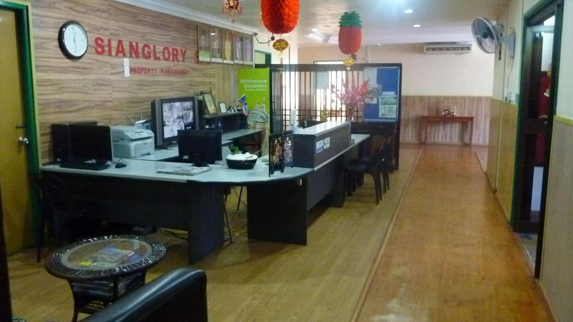 7 Hung Hung Inn Kota Kinabalu Exterior foto